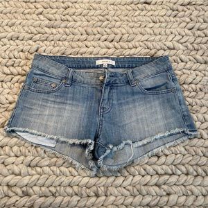 Aritzia Tulula size 25